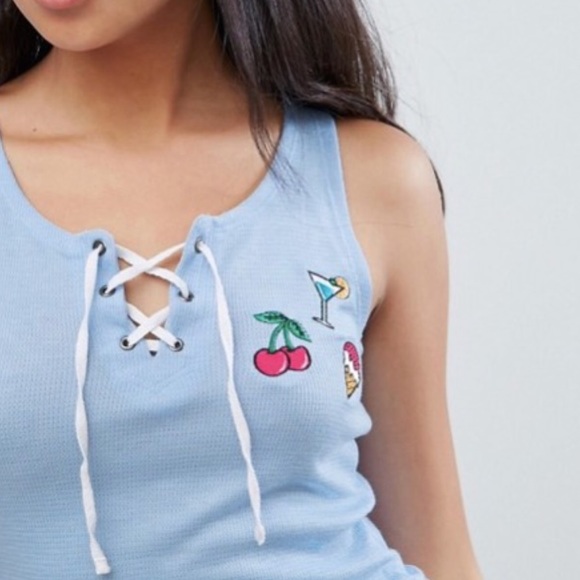 Embroidered badge tank  - Picture 8 of 8